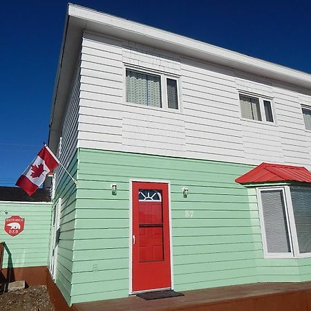 Polar Bear Bed And Breakfast เชอร์ชิล ภายนอก รูปภาพ